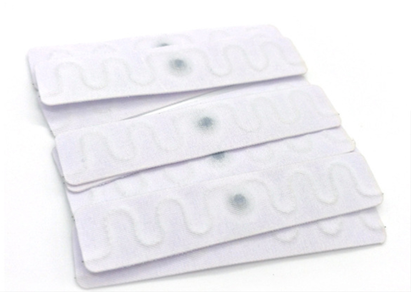 Washable RFID Tags For Medical Apparel Management