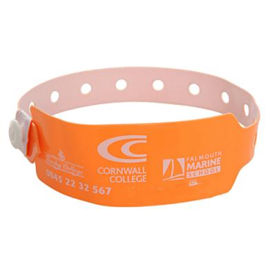 Disposable 13.56Mhz RFID PVC Wristband For Hospital Management