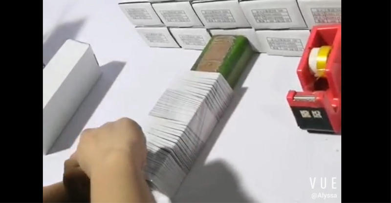 The Packaging Process Of RFID Cards Plastic Cards 